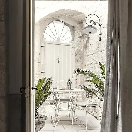 Don Totu - Dimora Storica 4*
