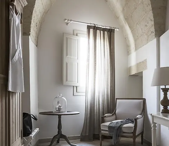 Nocleg ze śniadaniem Don Totu - Dimora Storica 4*